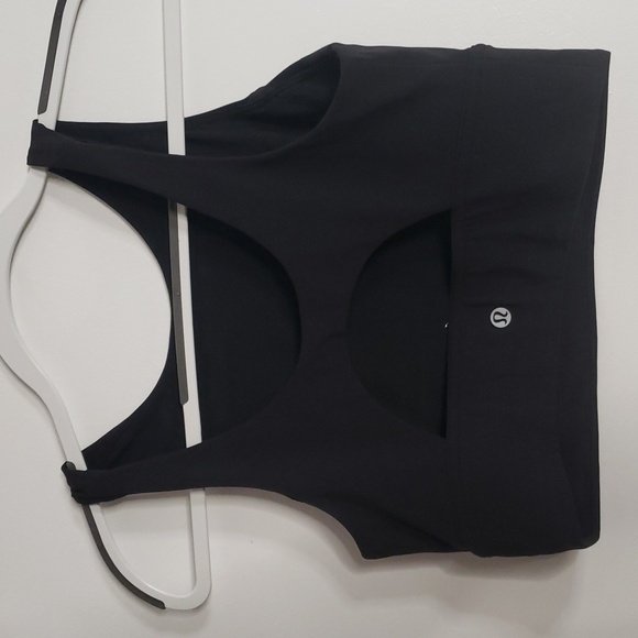 Black Sleeveless Crop Top - Picture 3 of 5